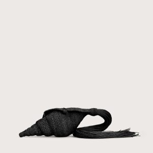 CAMILLA CLUTCH - BLACK