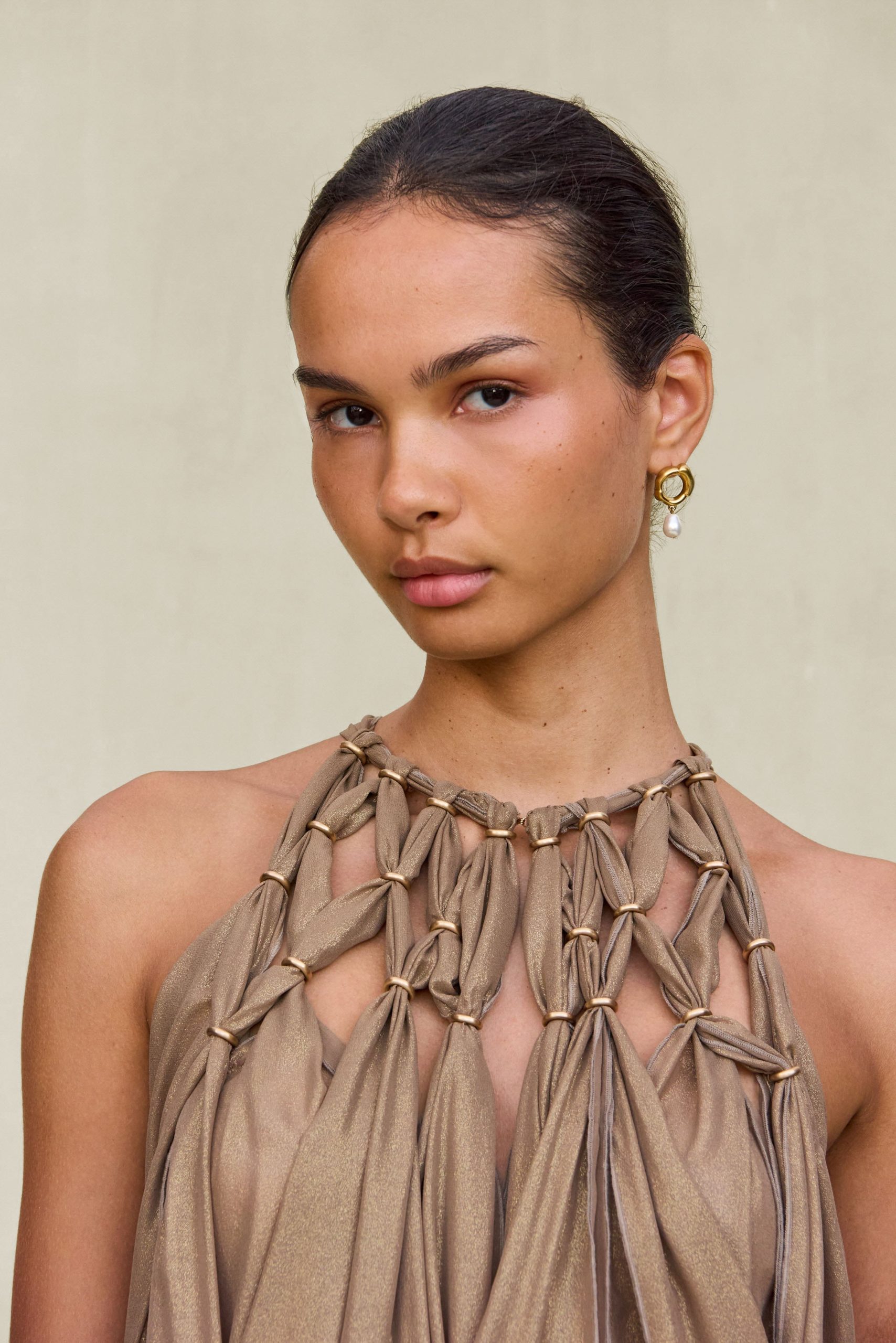 ADITI GOWN - GOLD - Image 5