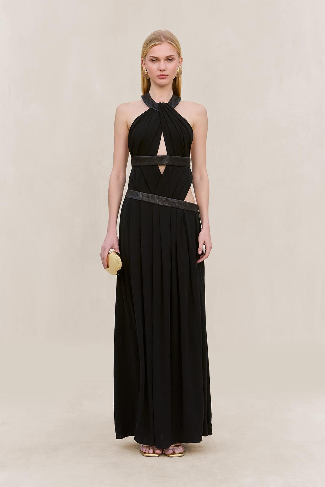 AKSHARA GOWN - BLACK - Image 3