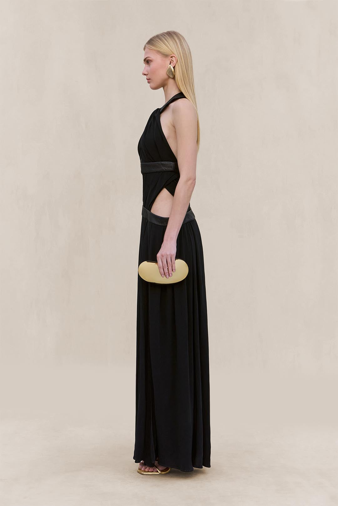 AKSHARA GOWN - BLACK - Image 6