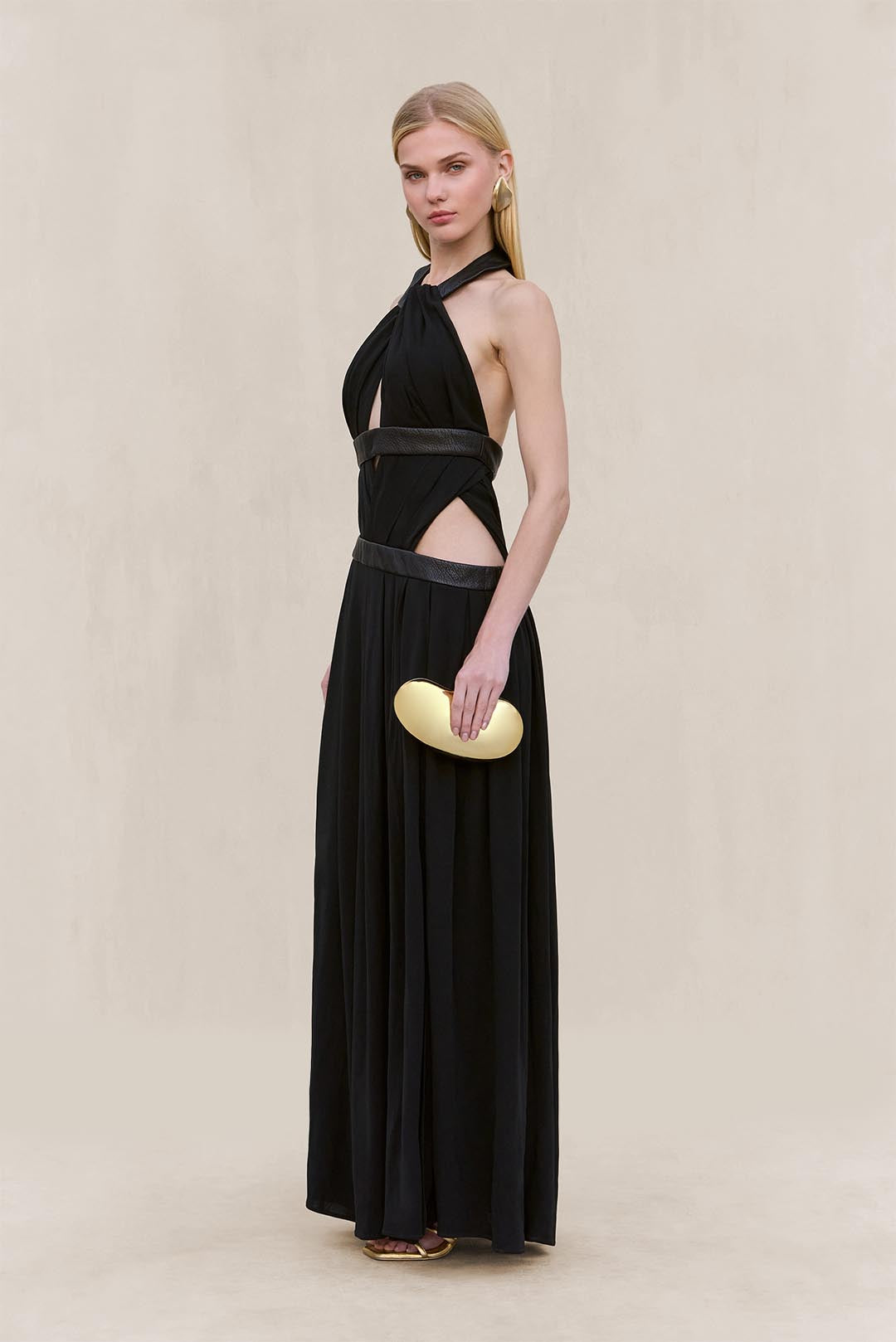 AKSHARA GOWN - BLACK - Image 7