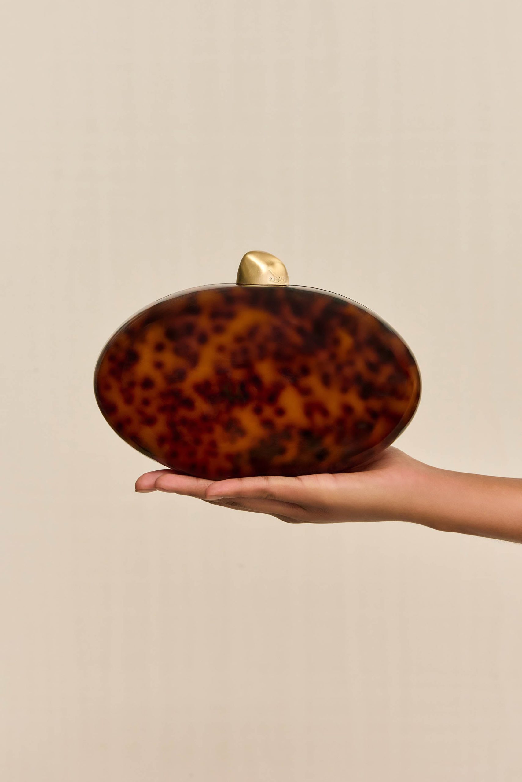EVIANA CLUTCH - CARAMEL TORTOISE - Image 4