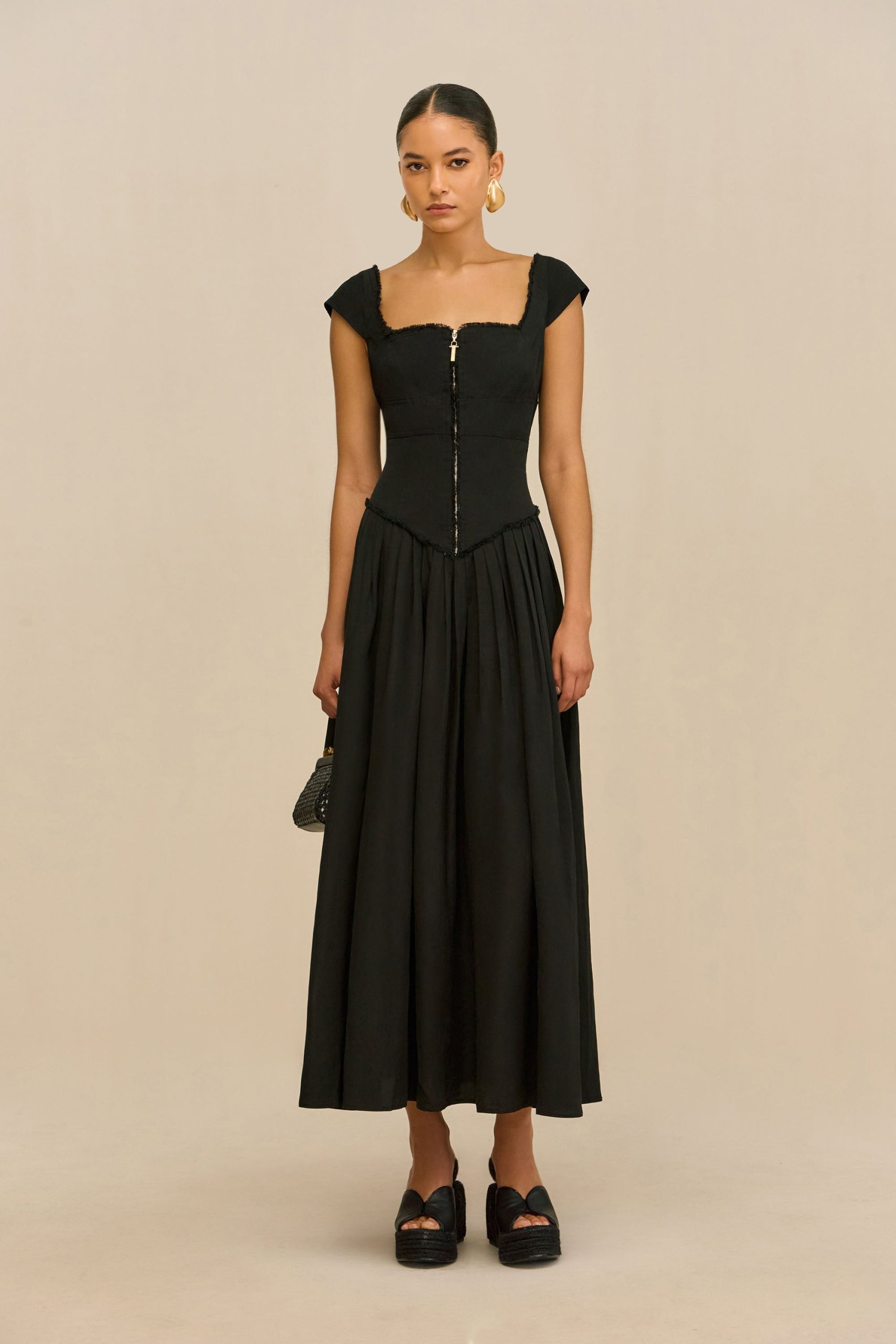 SOLSTICE DRESS - BLACK