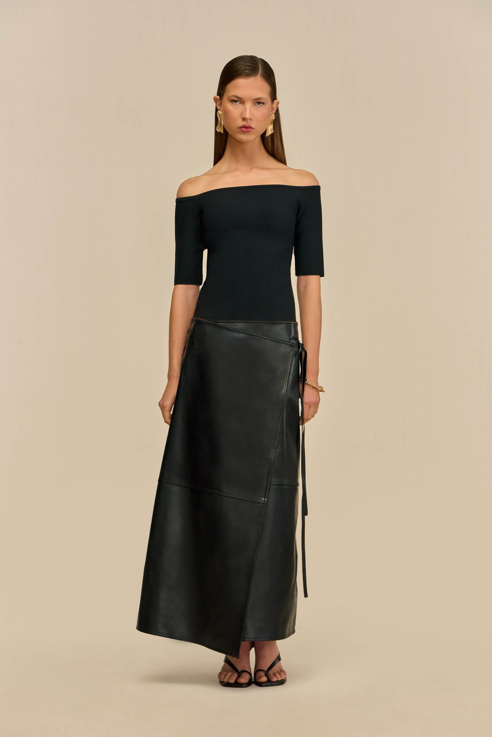 SANDERS TOP - BLACK - Image 5