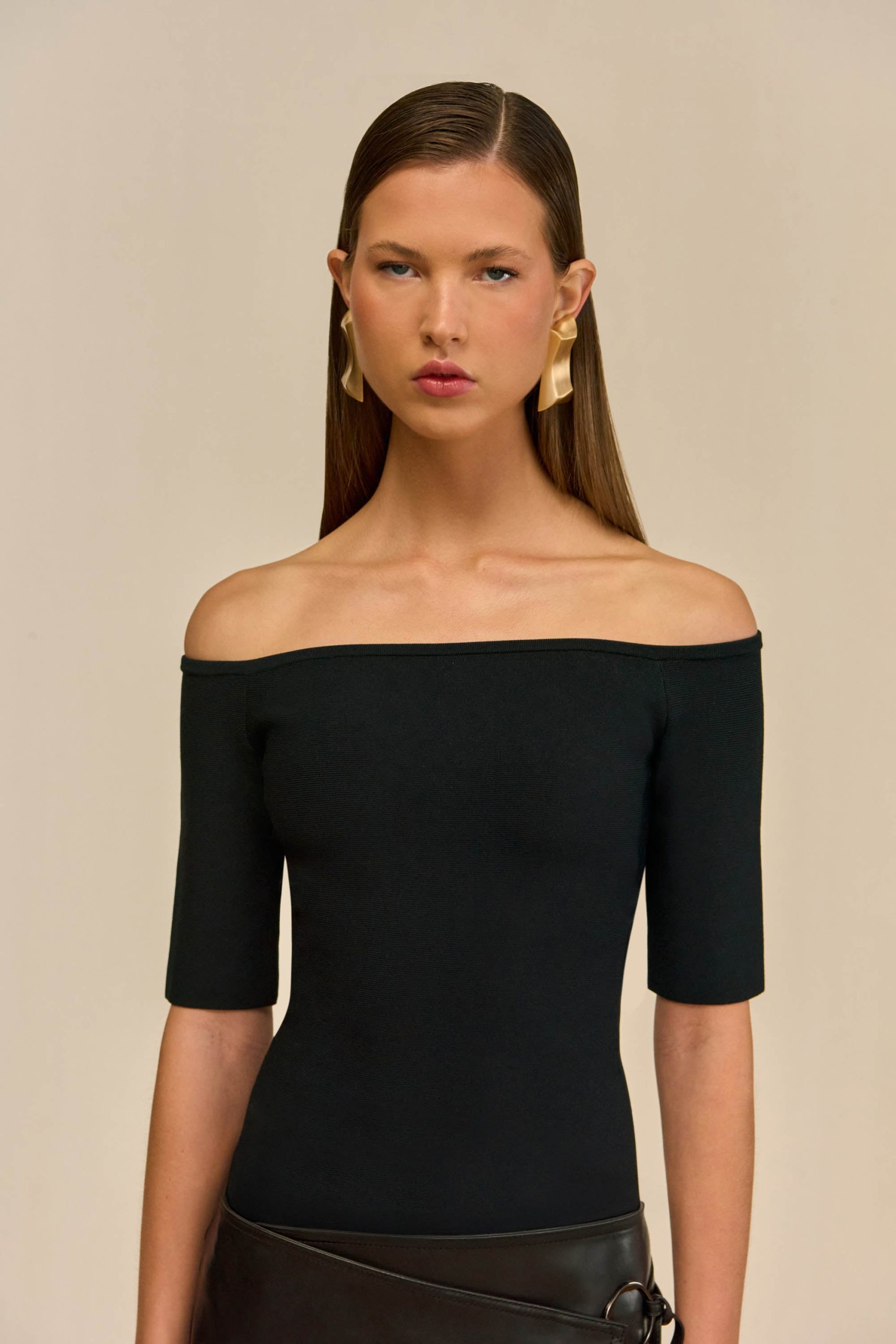 SANDERS TOP - BLACK - Image 2