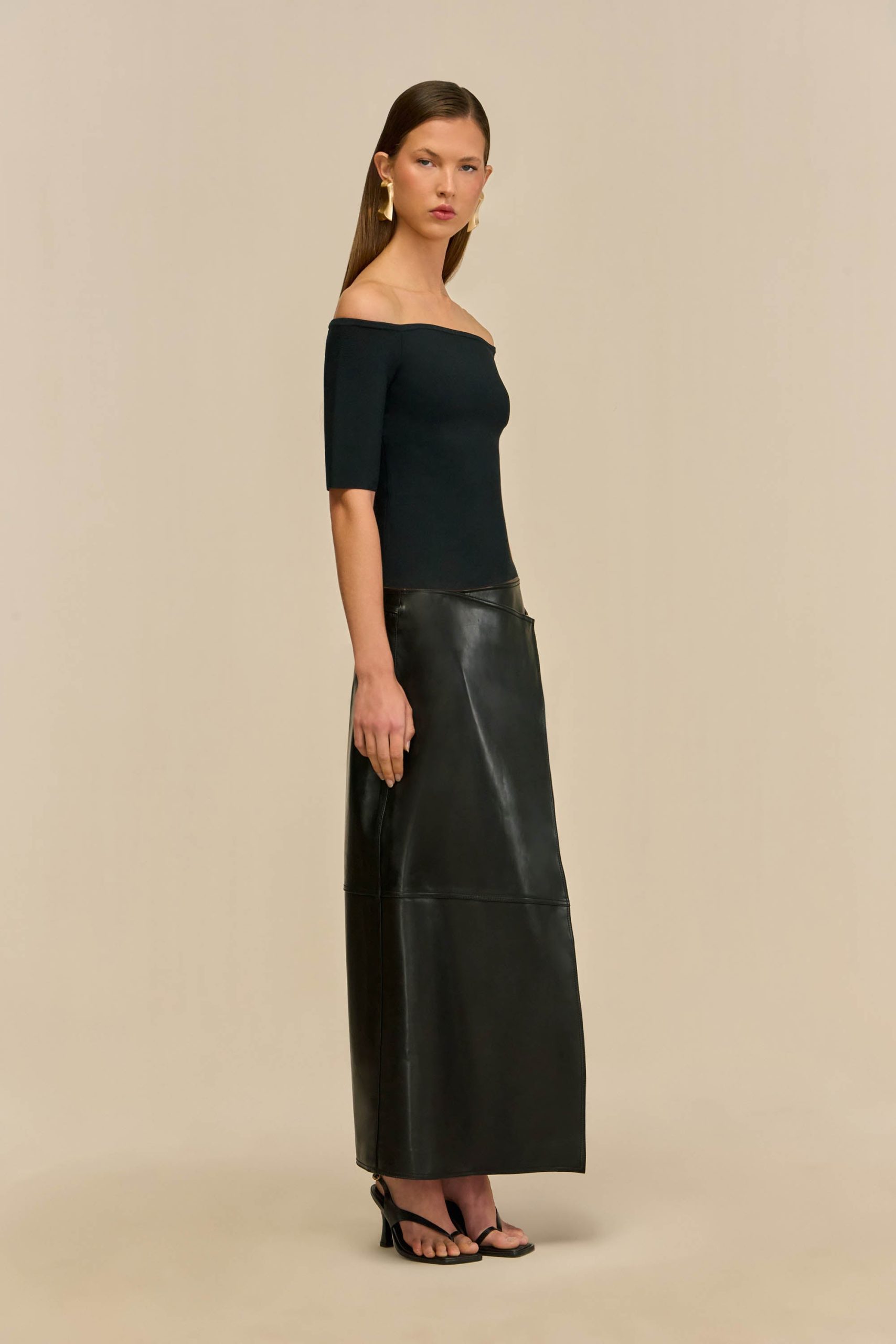 SANDERS TOP - BLACK - Image 3