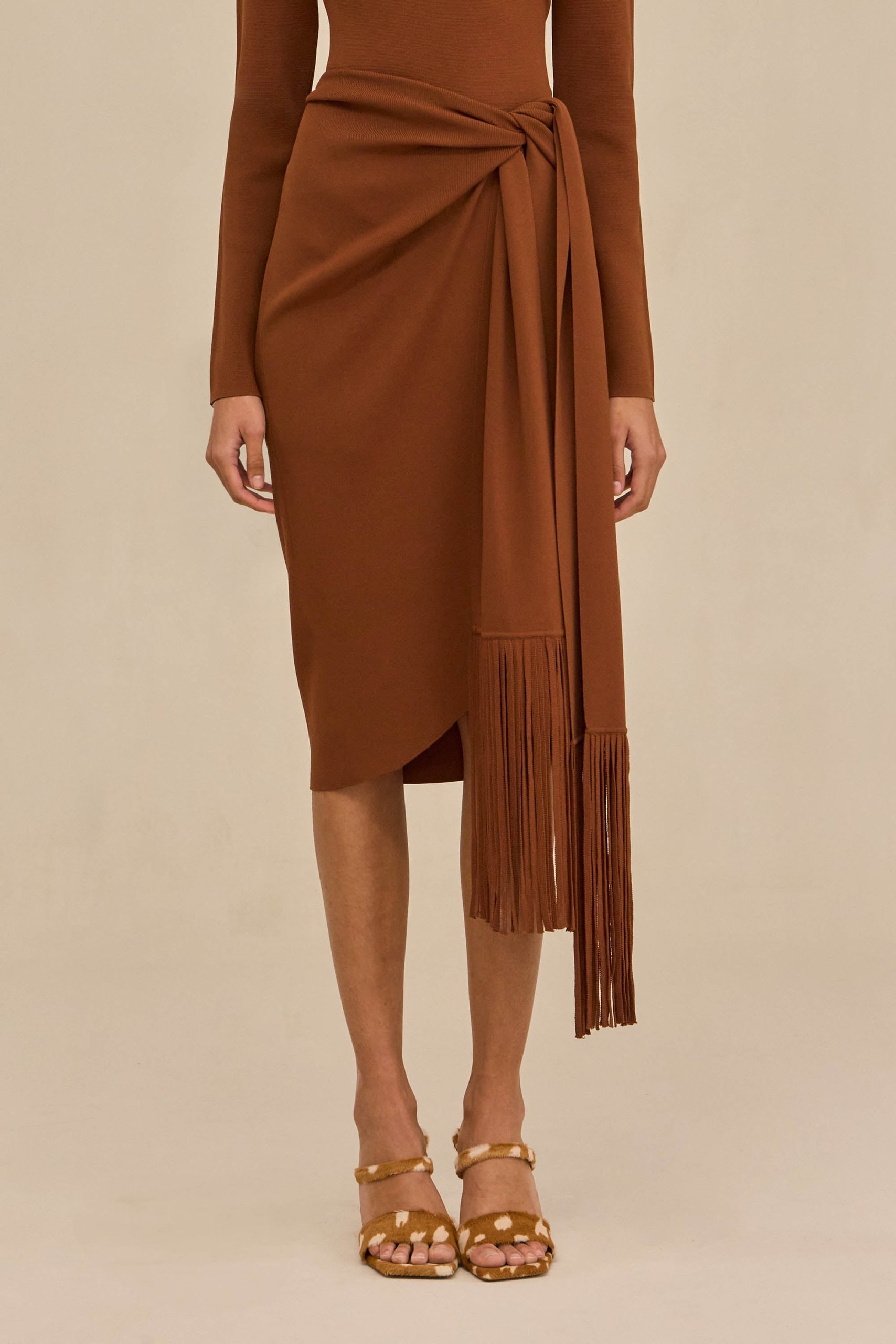 LERA KNIT DRESS - SADDLE - Image 4