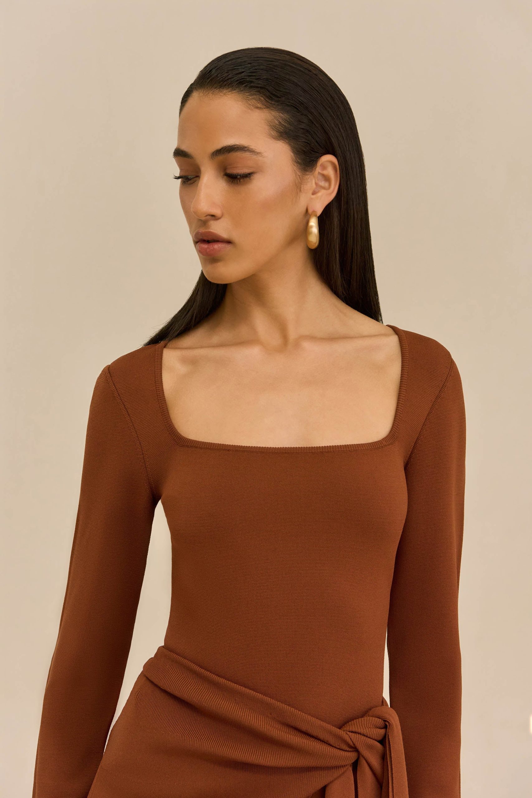 LERA KNIT DRESS - SADDLE - Image 6