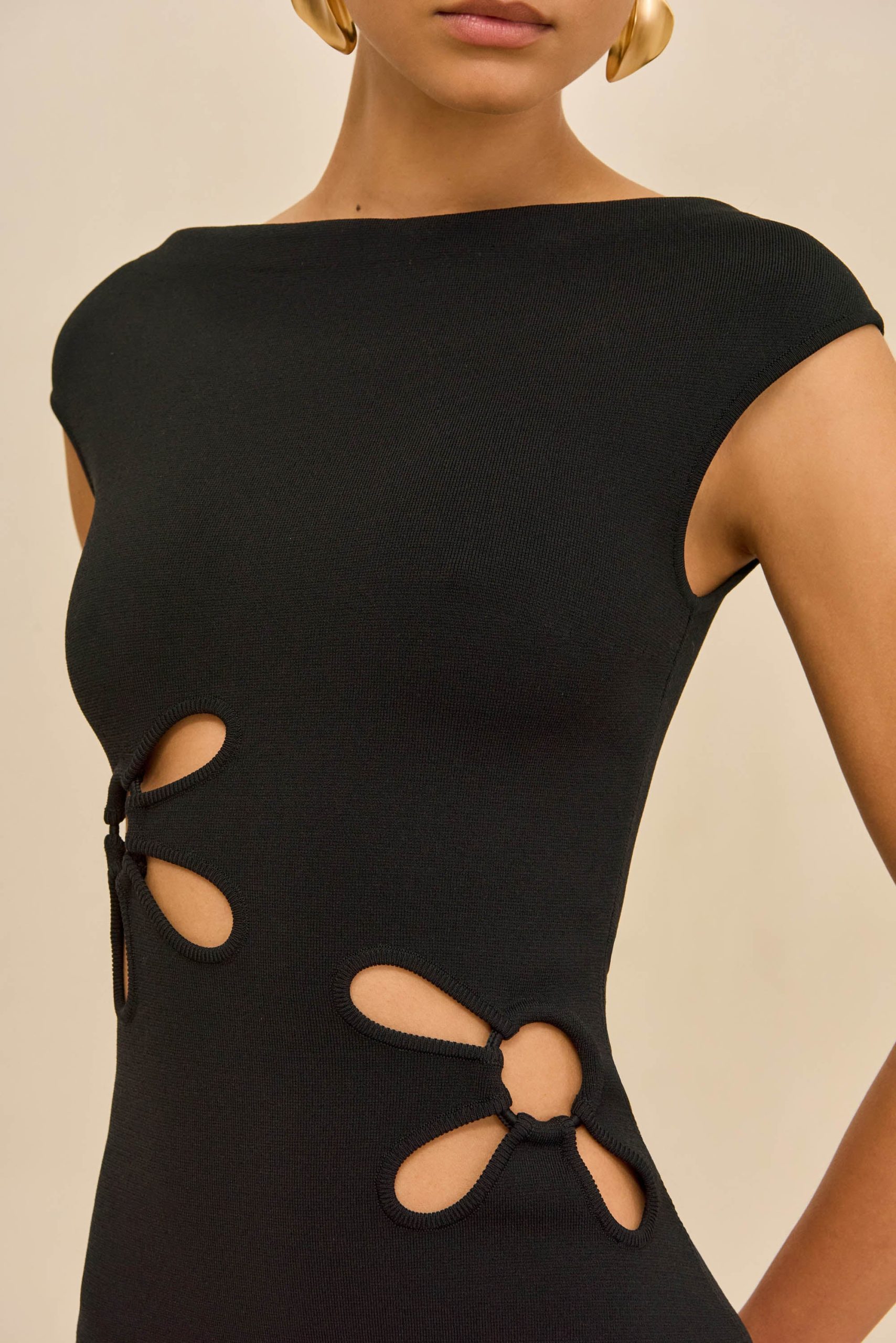 YUDI KNIT DRESS - BLACK - Image 4