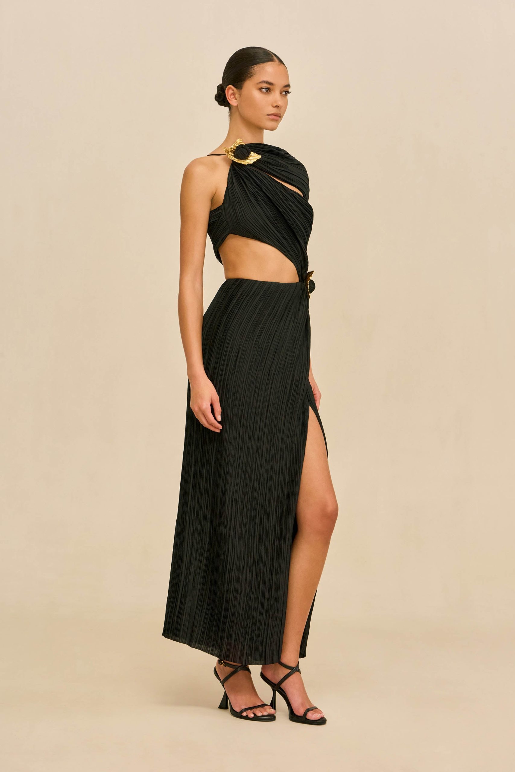 LOAH GOWN - BLACK - Image 4