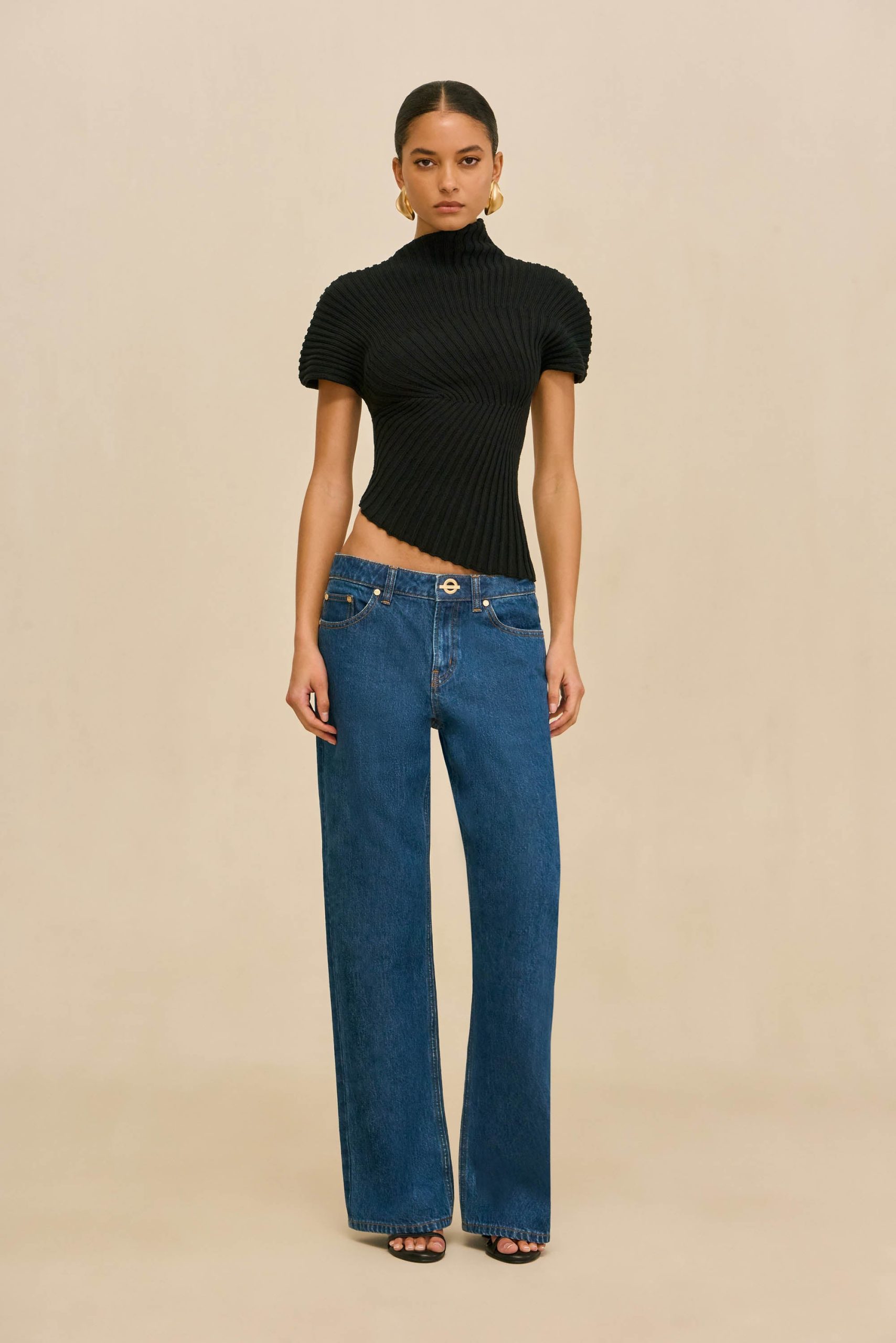 ANNEMIE KNIT TOP - BLACK - Image 2