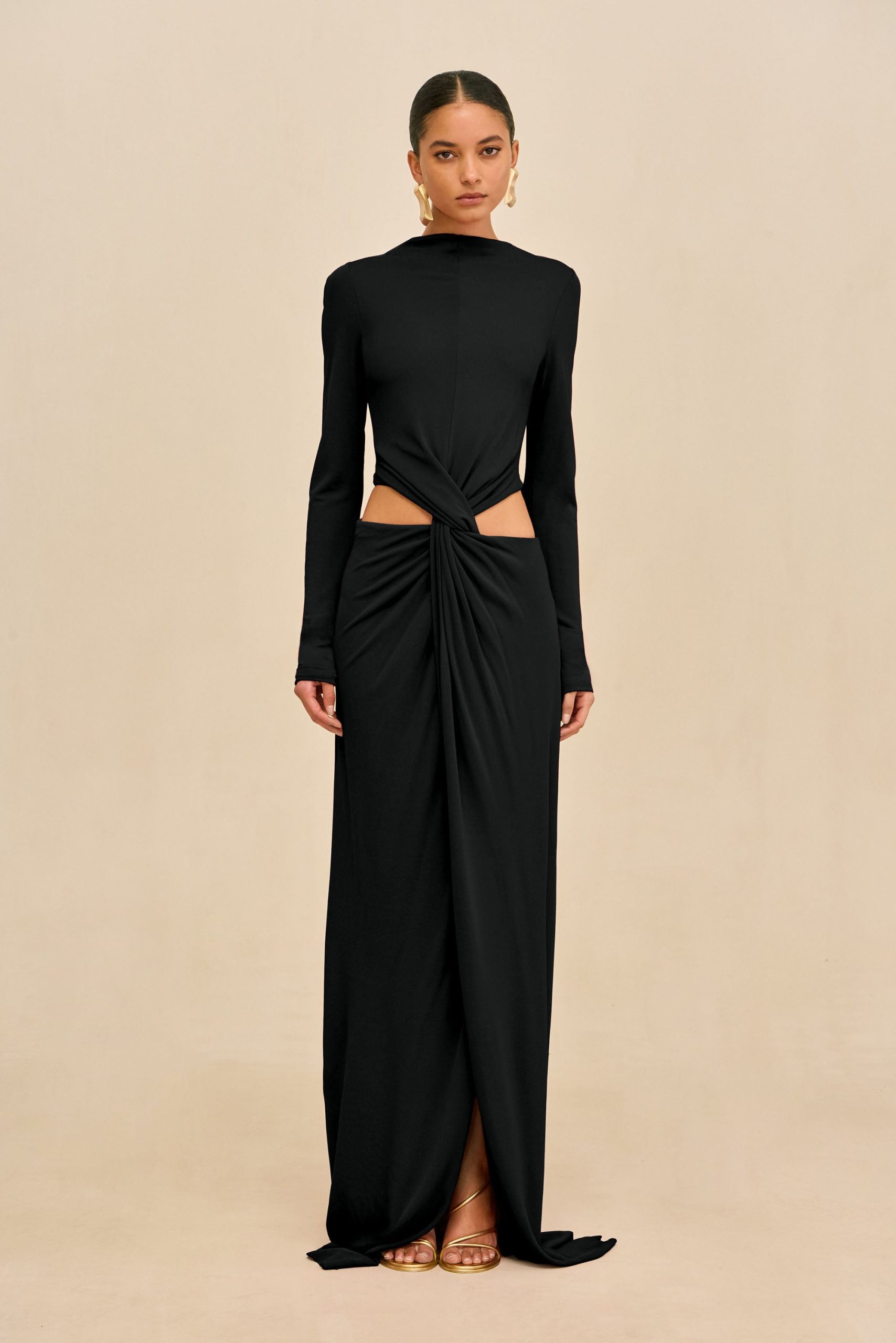KERI GOWN - BLACK