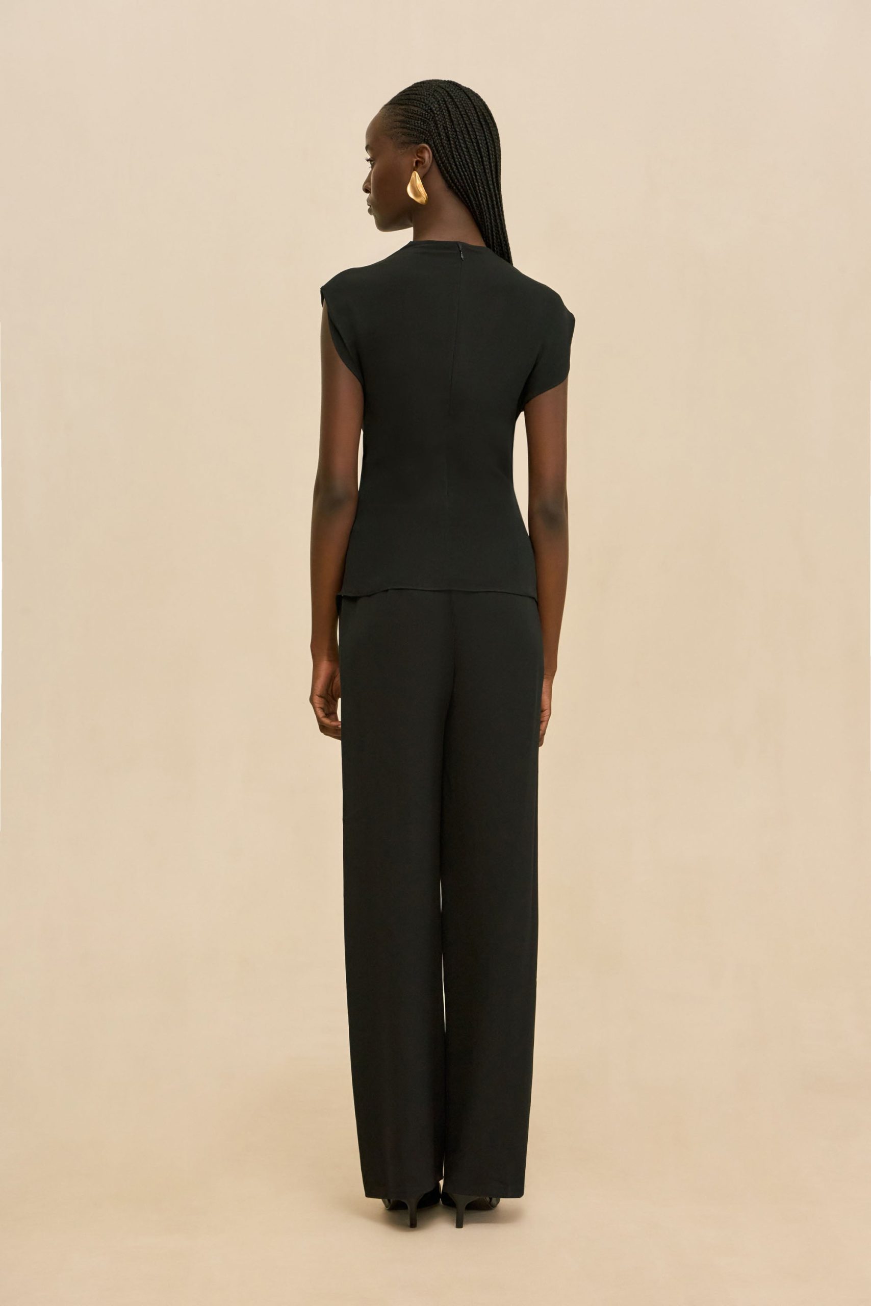ESMIA TOP - BLACK - Image 5
