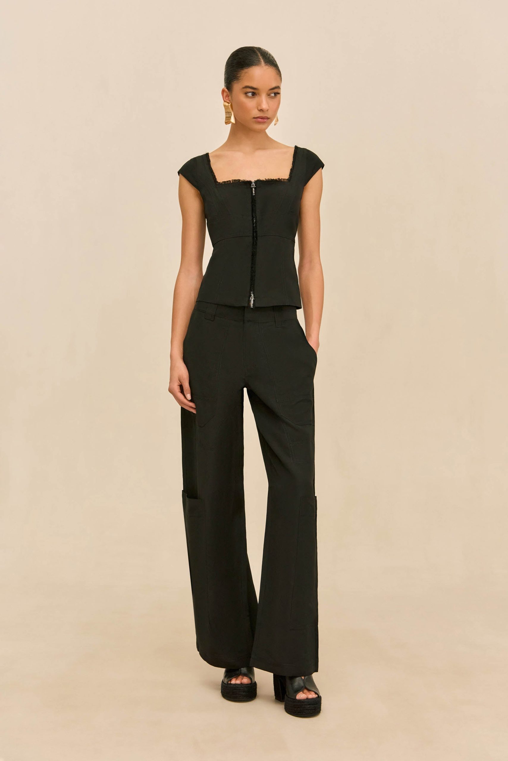 WYNN LOW RISE PANT - BLACK