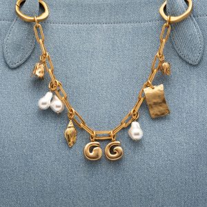 BIJOU BAG CHARM - ANTIQUE BRASS