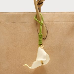CALLA BAG CHARM - WHITE