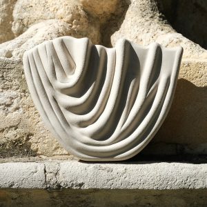 VENUS CLUTCH - TRAVERTINE